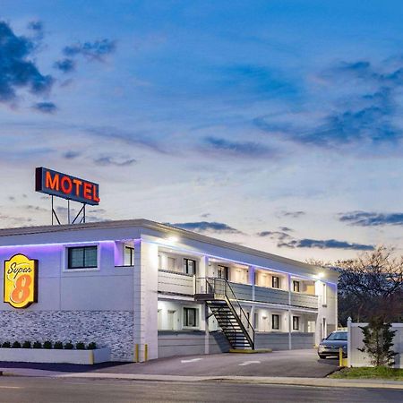 Super 8 By Wyndham Lindenhurst Buitenkant foto